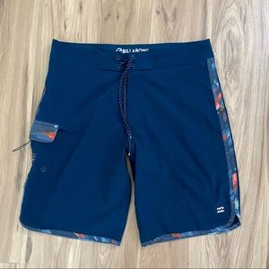 Men’s Billabong swim trunks—size 32 Mens